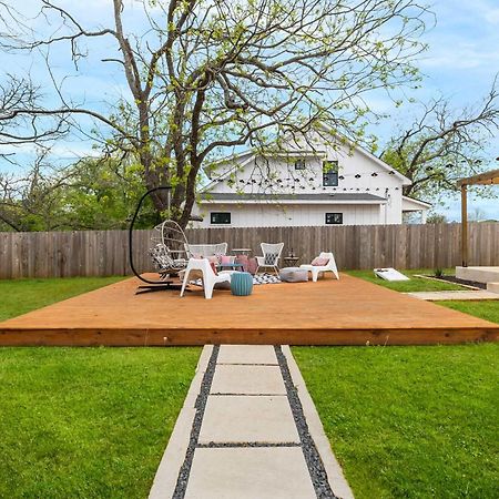 Villa Pink Duchess - Mins To Main Hot Tub & Fire Pit Fredericksburg Exterior foto
