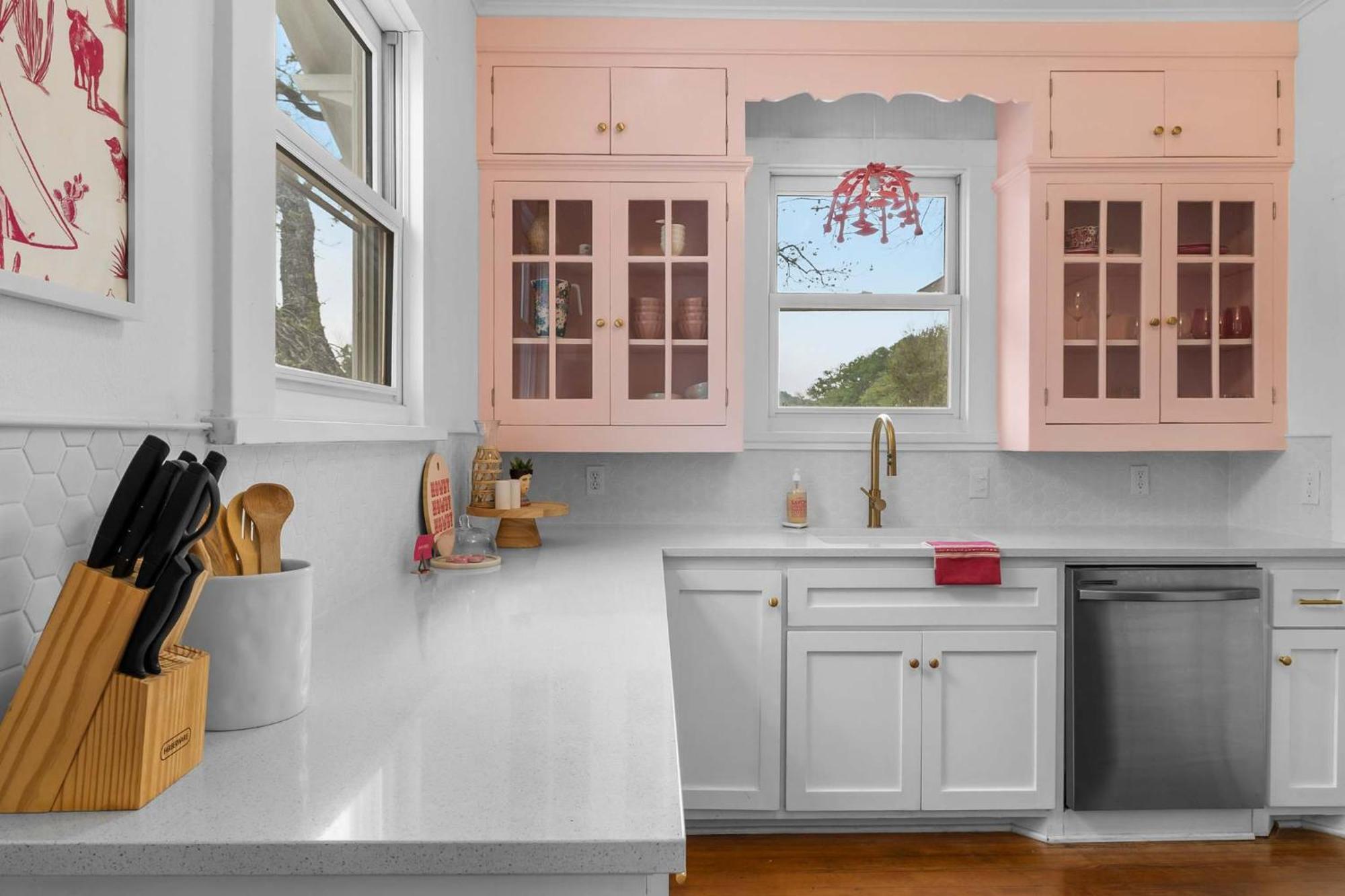 Villa Pink Duchess - Mins To Main Hot Tub & Fire Pit Fredericksburg Exterior foto