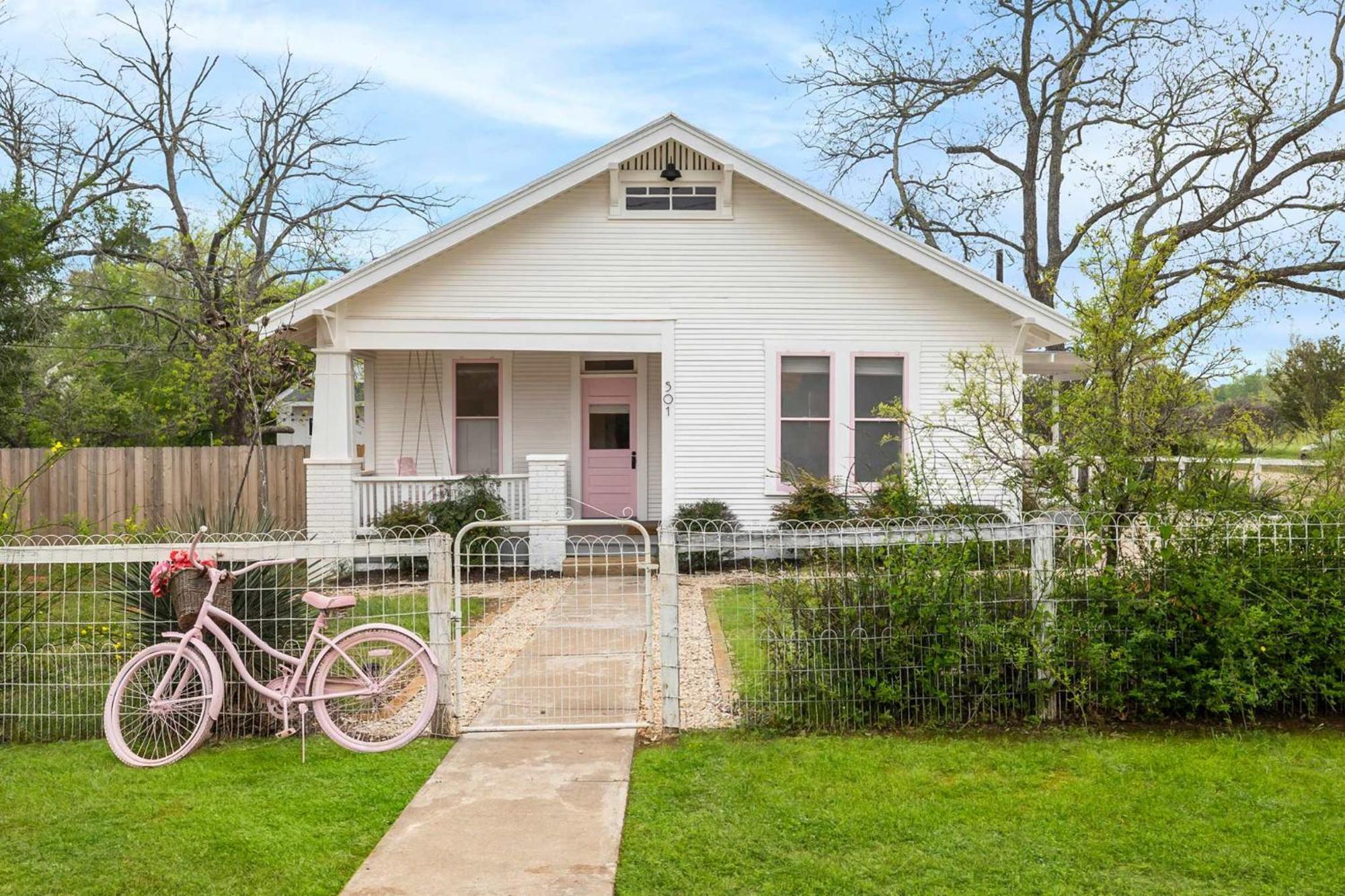 Villa Pink Duchess - Mins To Main Hot Tub & Fire Pit Fredericksburg Exterior foto