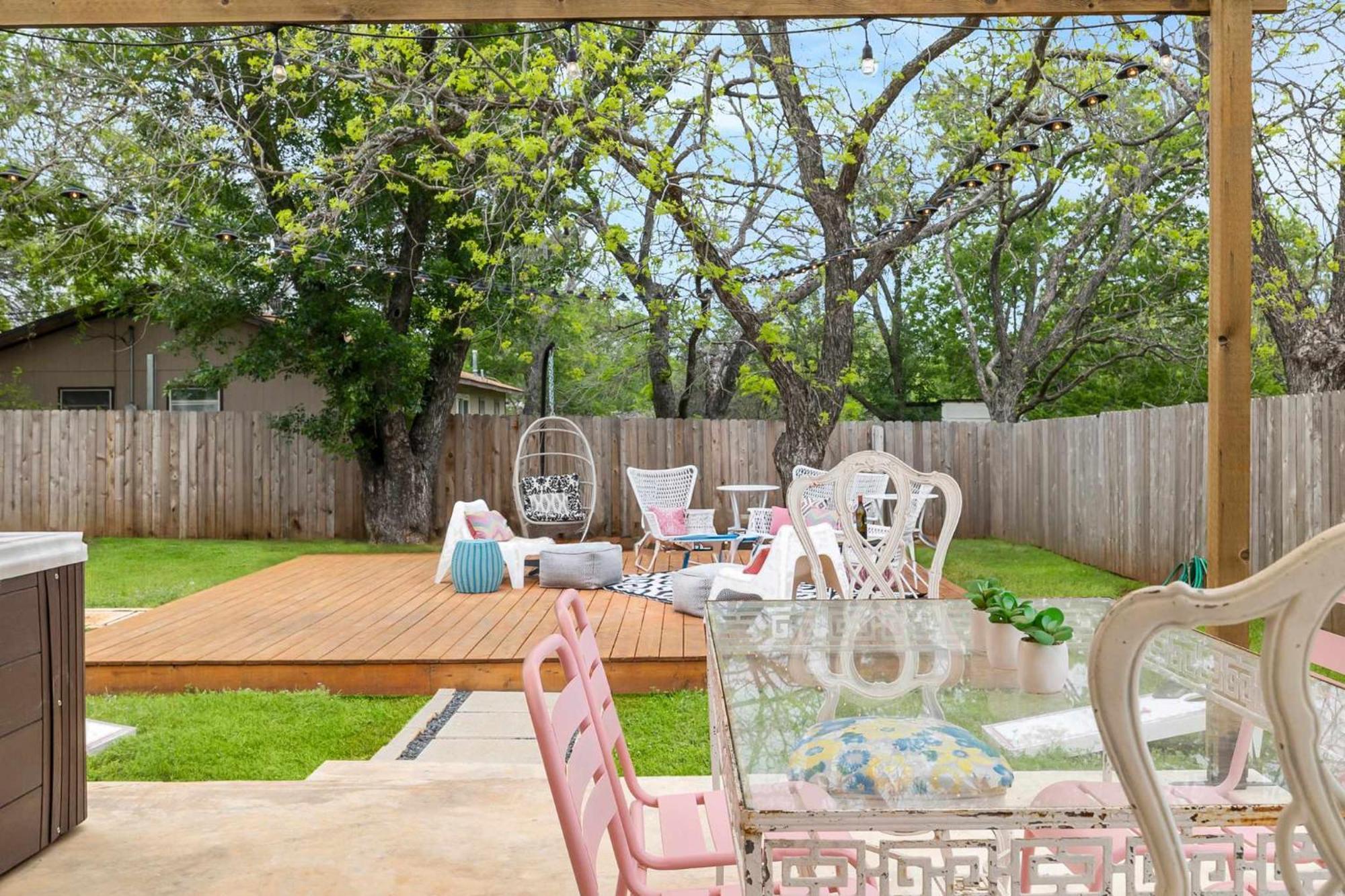 Villa Pink Duchess - Mins To Main Hot Tub & Fire Pit Fredericksburg Exterior foto